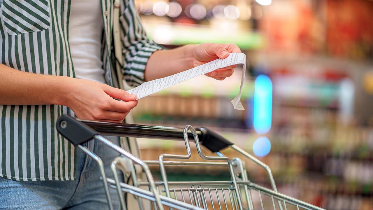 Budget-Friendly Healthy Eating: Tips for Saving Money at the Grocery Store